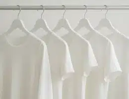 Guia de Combinações com Branco: 7 Dicas Minimalistas Essenciais